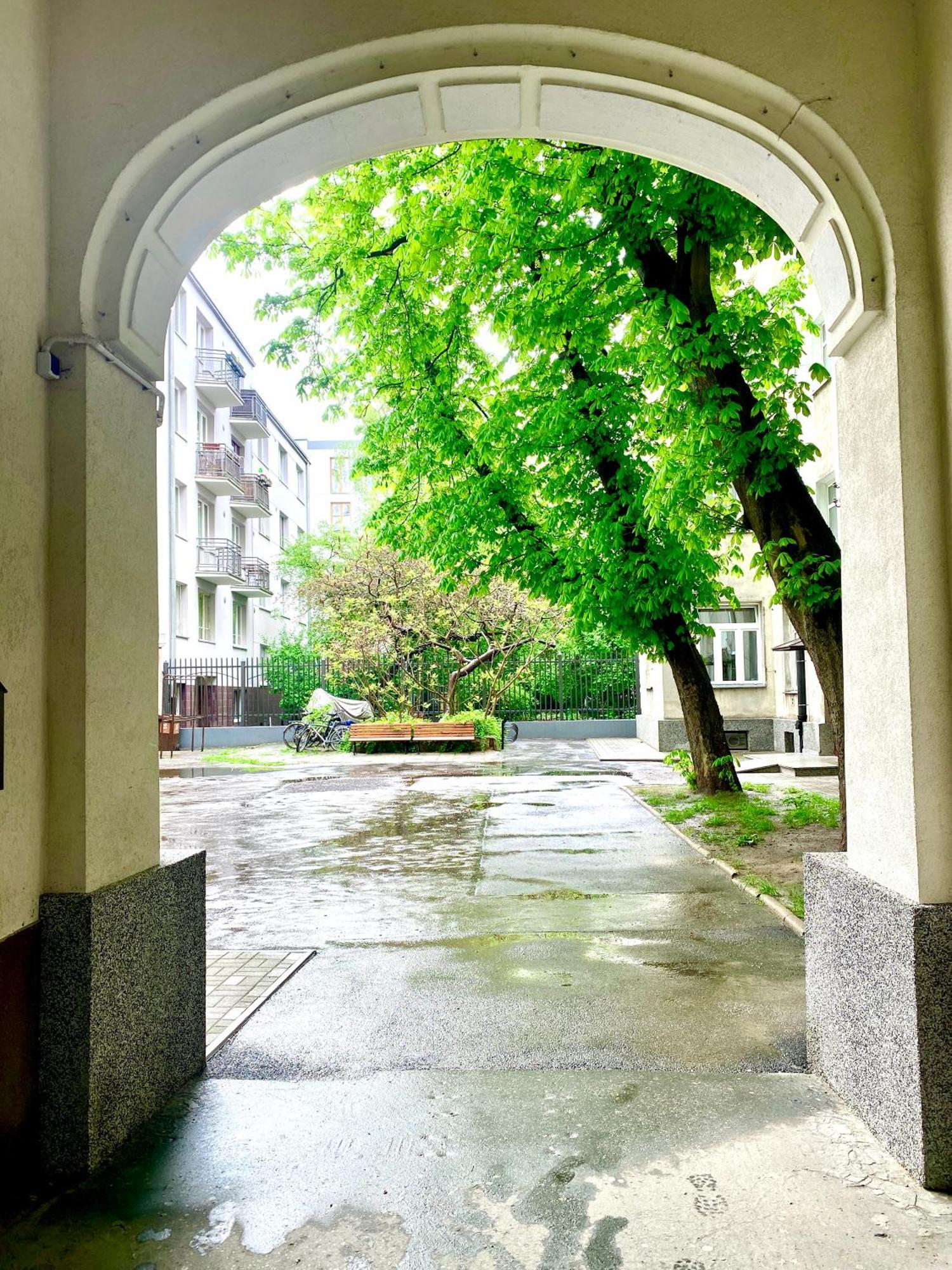 Olivia Apartments - Sloneczny Apartament W Centrum Warszawy, Plac Unii Lubelskiej, Lazienki Krolewskie, Pole Mokotowskie วอร์ซอ ภายนอก รูปภาพ