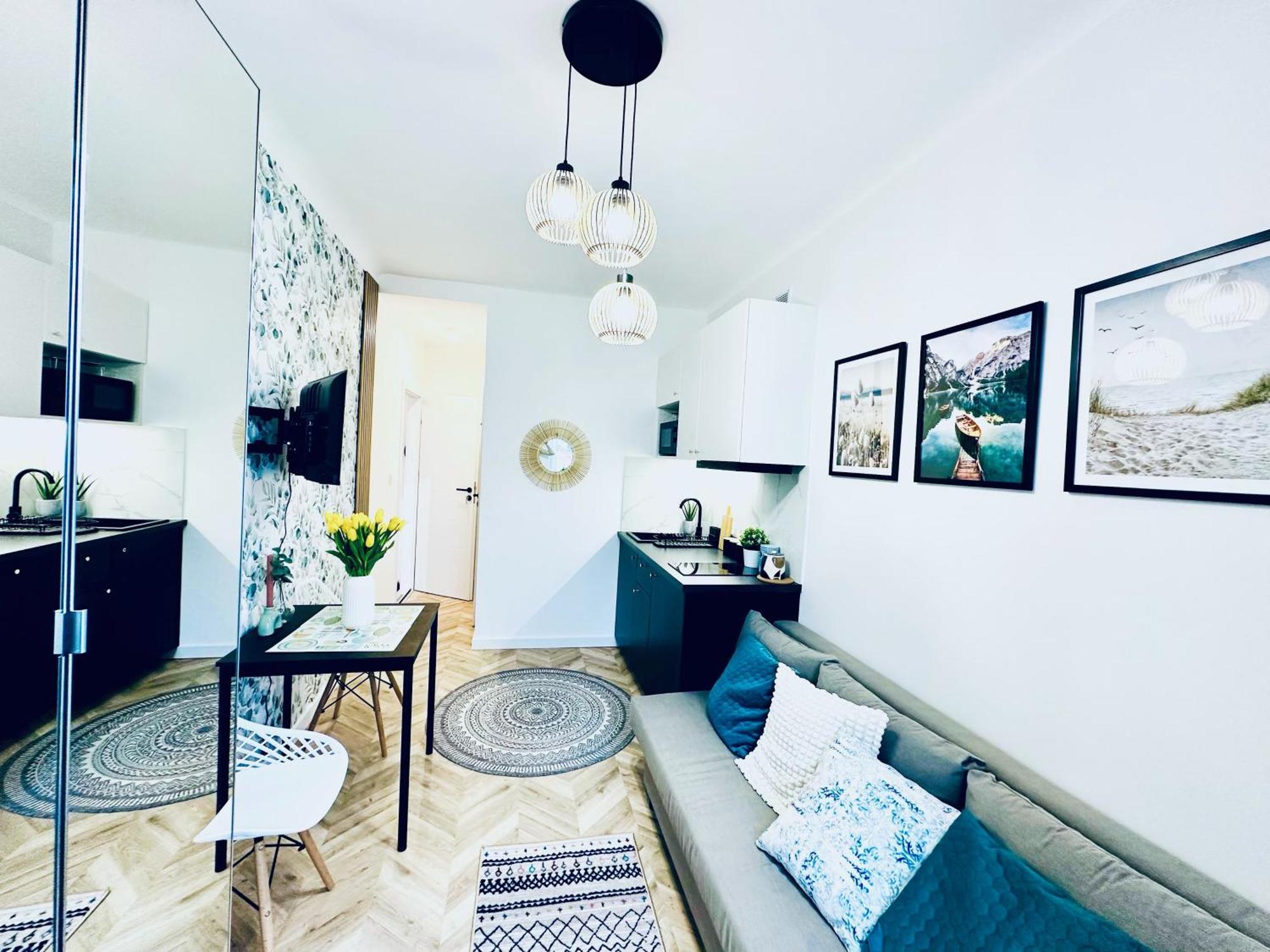 Olivia Apartments - Sloneczny Apartament W Centrum Warszawy, Plac Unii Lubelskiej, Lazienki Krolewskie, Pole Mokotowskie วอร์ซอ ภายนอก รูปภาพ