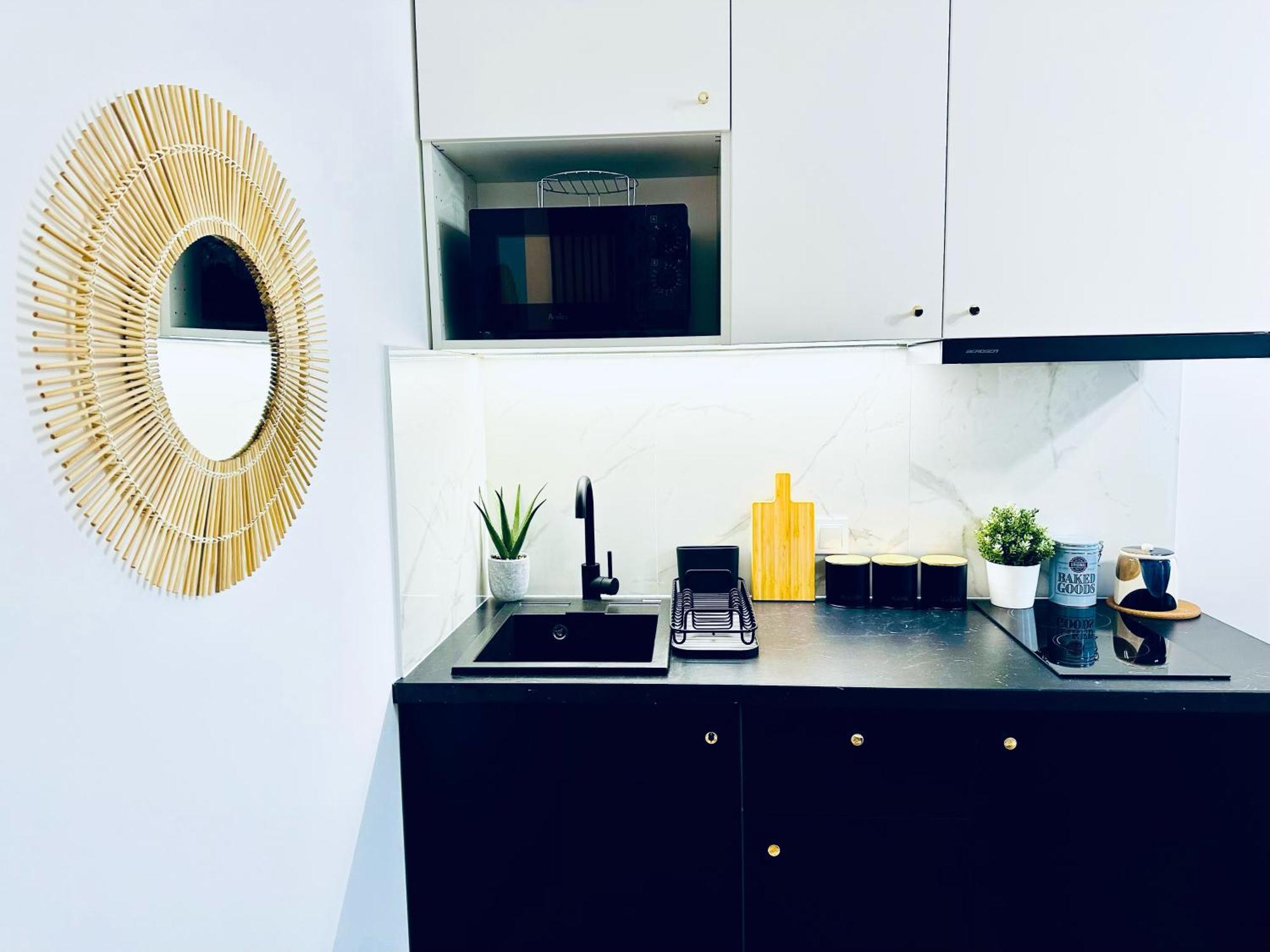 Olivia Apartments - Sloneczny Apartament W Centrum Warszawy, Plac Unii Lubelskiej, Lazienki Krolewskie, Pole Mokotowskie วอร์ซอ ภายนอก รูปภาพ