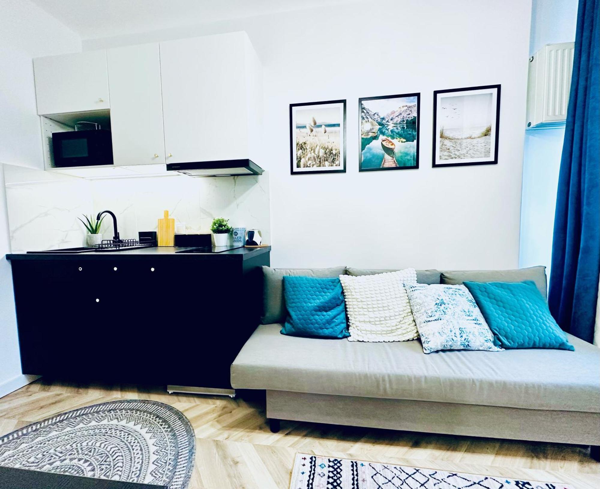 Olivia Apartments - Sloneczny Apartament W Centrum Warszawy, Plac Unii Lubelskiej, Lazienki Krolewskie, Pole Mokotowskie วอร์ซอ ภายนอก รูปภาพ